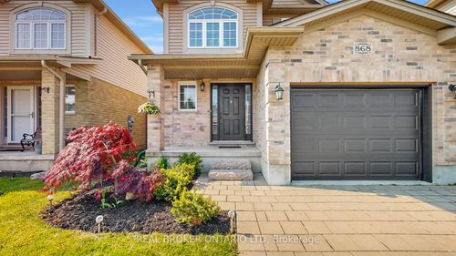 868 Reeves Ave, London, ON, N6G5K3 | Card Image