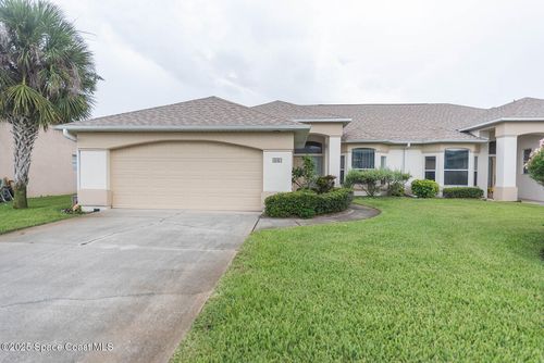 585 Grant Ave, Satellite Beach, FL, 32937-2921 | Card Image