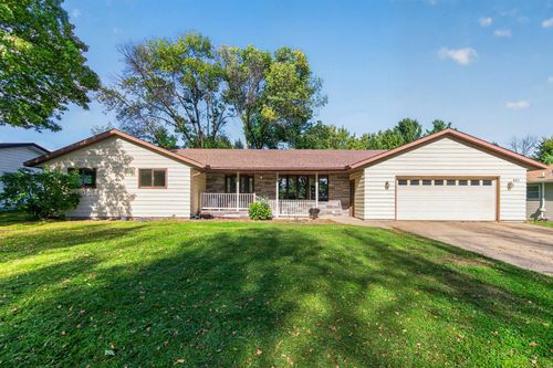 401 Shady Ln, Norwood Young America, MN, 55397-9741 | Card Image