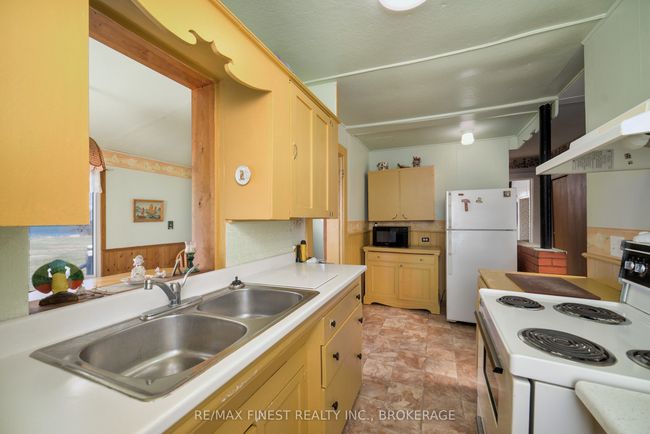 10 Front Rd, House other with 2 bedrooms, 1 bathrooms and 2 parking in Stella ON | Image 12