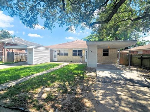 6425 27 Park Manor Drive, Metairie, LA, 70003 | Card Image