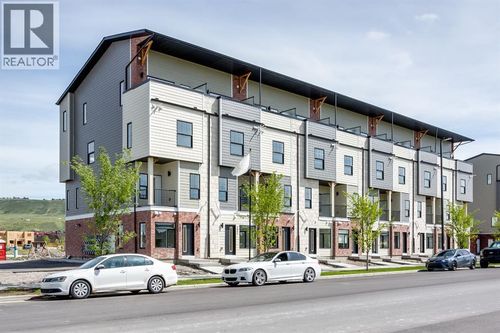 156 W Park Pl, Cochrane, AB, T4C | Card Image