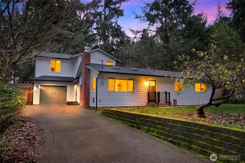 4830 Beverly Dr Ne, Olympia, WA, 98516-9200 | Card Image
