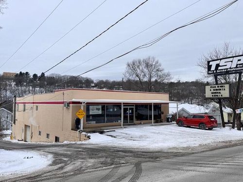 52 S White St, Brookville, PA, 15825-2424 | Card Image