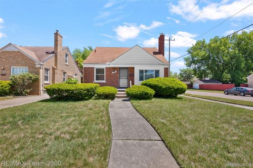 18900 Forrer St, Detroit, MI, 48235-2913 | Card Image