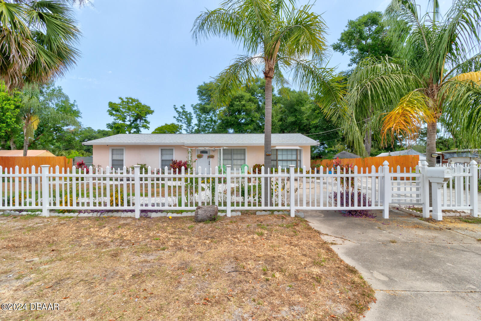 Carmen Ave, Daytona Beach, FL 32117