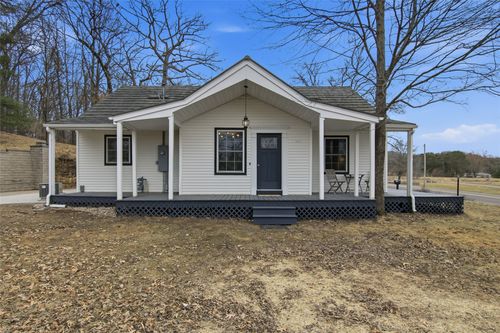1521 118th St, Chippewa Falls, WI, 54729-5572 | Card Image