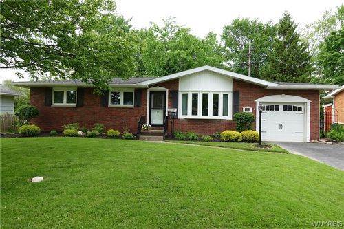 55 Byrd Dr, Hamburg, NY, 14075-4344 | Card Image