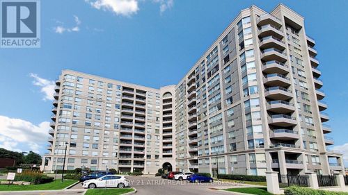 719-9015 Leslie St, Richmond Hill, ON, L4B4J8 | Card Image