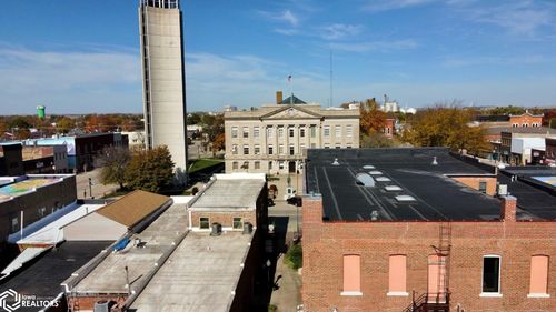 111 E Lincoln Way, Jefferson, IA, 50129-2107 | Card Image