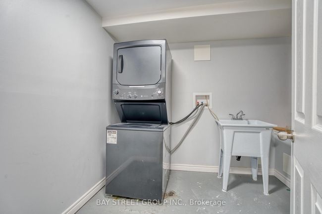90 Ashbury Ave, House other with 7 bedrooms, 2 bathrooms and 4 parking in London ON | Image 29