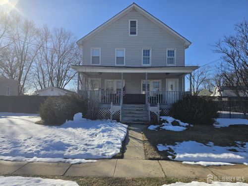 635 Linden Ave, WOODBRIDGE, NJ, 07095-3135 | Card Image