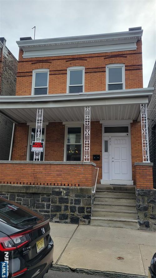 apt-1-433 67th St, West New York, NJ, 07093-2405 | Card Image