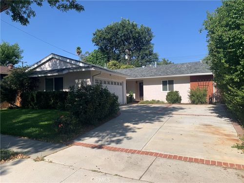 27124 Cabrera Ave, Saugus, CA, 91350-2124 | Card Image