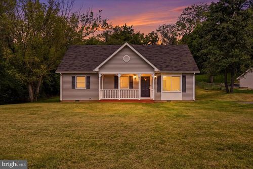 3129 Howellsville Rd, FRONT ROYAL, VA, 22630-4440 | Card Image