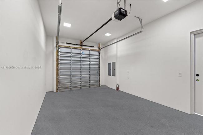 4951 University Dr, Townhouse with 3 bedrooms, 5 bathrooms and null parking in Coral Gables FL | Image 38