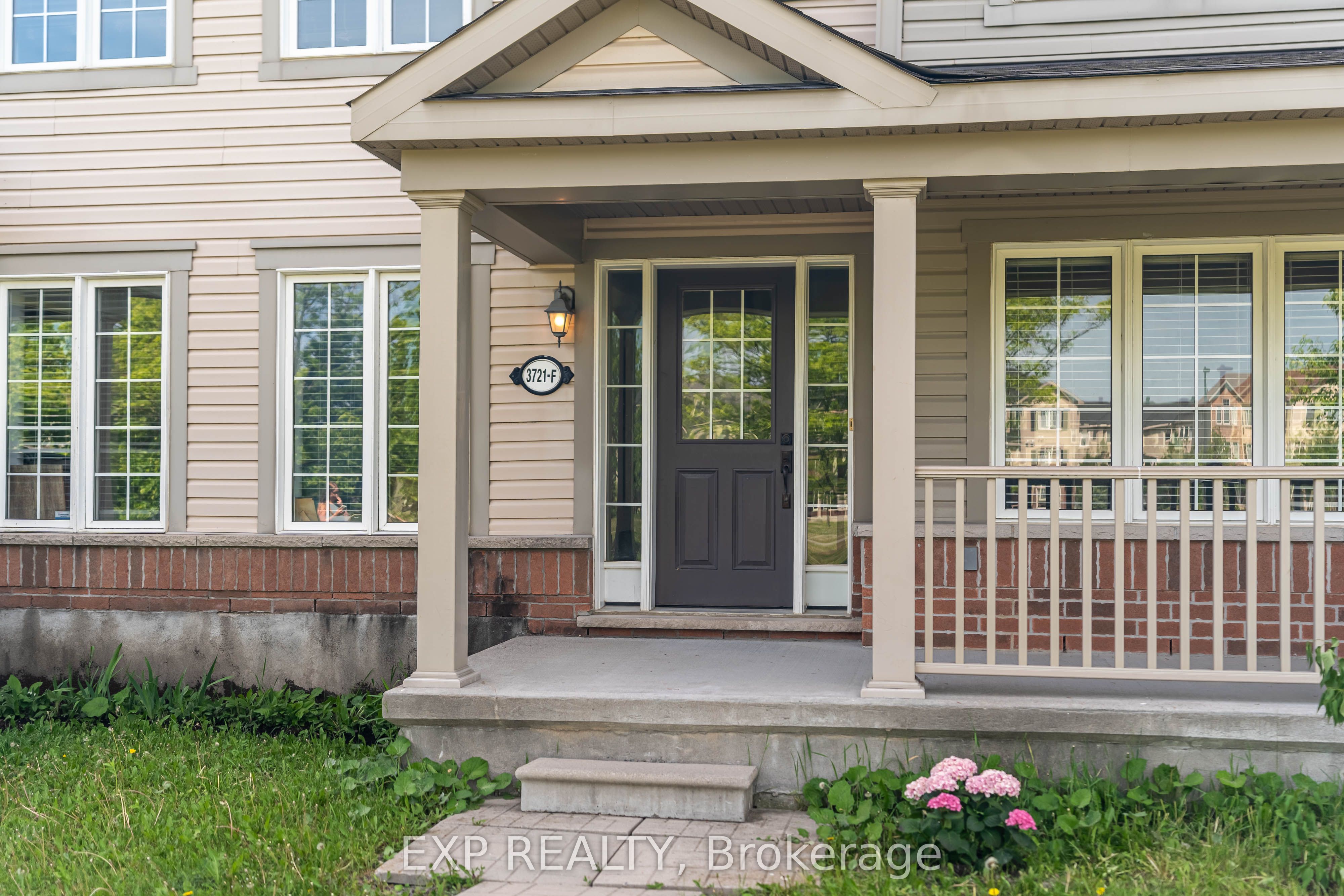 Residential in Barrhaven 2