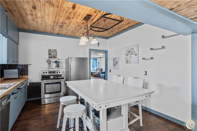 418 4 Th St W, House other with 3 bedrooms, 1 bathrooms and null parking in Roundup MT | Image 5