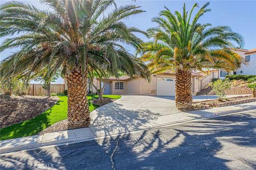 3601 Gold Crest Ln, Rosamond, CA, 93560-6804 | Card Image