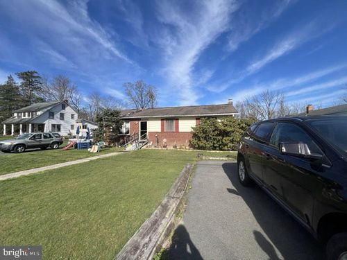 8 Gordon St, Allentown, NJ, 08501-1631 | Card Image