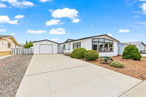 6808 Terry Ave, Yakima, WA, 98908-5523 | Card Image