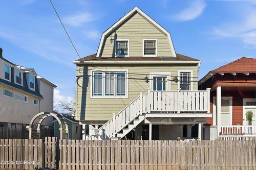 52 Barberie Ave, Highlands, NJ, 07732-1521 | Card Image