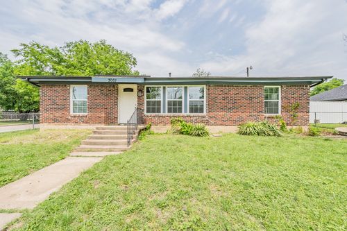 3001 Avenue L, Fort Worth, TX, 76105-3115 | Card Image