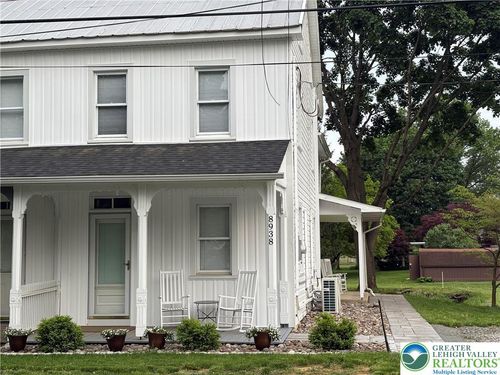 8938 Breinigsville Rd, Breinigsville, PA, 18031-1205 | Card Image
