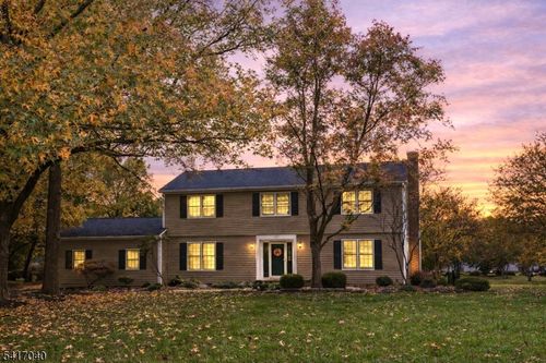 100 Knickerbocker Dr, BELLE MEAD, NJ, 08502-4505 | Card Image