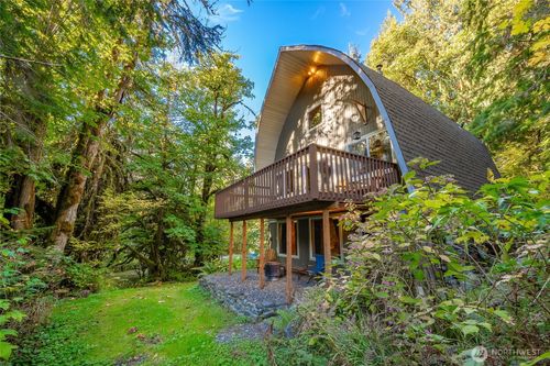 16010 Shuksan Rim Dr, Deming, WA, 98244 | Card Image