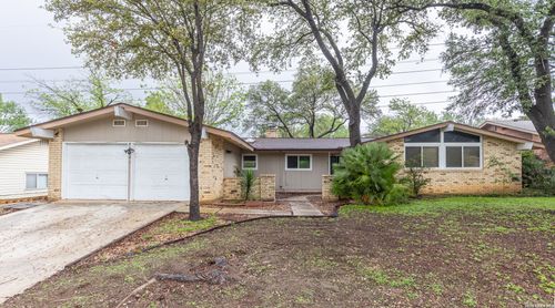 6111 Windy Frst, San Antonio, TX, 78239-3205 | Card Image