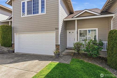 722 Nw Meadow Ridge Ln, Camas, WA, 98607-1841 | Card Image