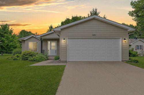 631 Stewart Ct, Mora, MN, 55051-1757 | Card Image