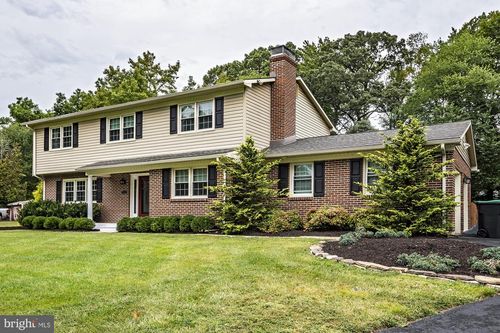 220 Forrestal Dr, BEAR, DE, 19701-1667 | Card Image