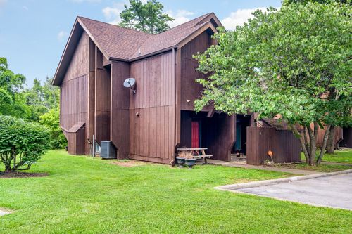 13 Hickory Ct, Antioch, TN, 37013-4302 | Card Image