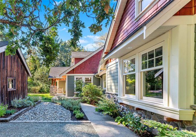 6140 Lakes Rd, House other with 5 bedrooms, 5 bathrooms and 4 parking in Duncan BC | Image 35