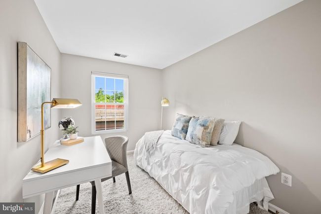 APT-410 - 2050 N Calvert St, Condo with 2 bedrooms, 1 bathrooms and null parking in ARLINGTON VA | Image 23