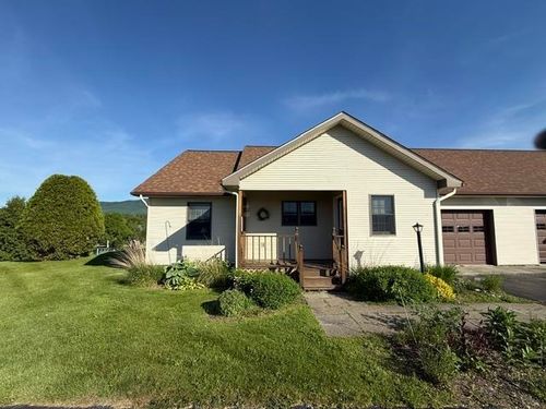 b7-97 Jersey Ct, Morristown, VT, 05661-8381 | Card Image