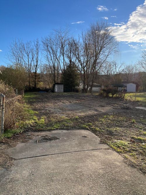 205 Exeter Avenue, Middlesboro, KY, 40965 | Card Image