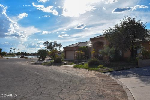 15641 S Coral Rd, Arizona City, AZ, 85123-5788 | Card Image