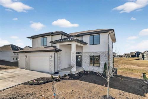 7616 Booth Ave, Kansas City, MO, 64138 | Card Image