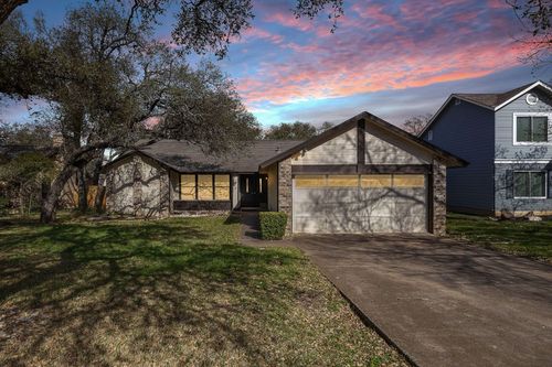 7016 Buccaneer Trl, Austin, TX, 78729-7840 | Card Image