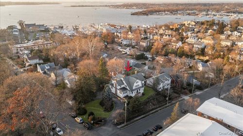 68 Carlton Ave, Port Washington, NY, 11050-3129 | Card Image