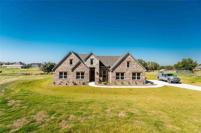 View of front of house featuring a front lawn | Image 3