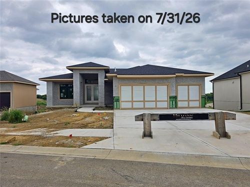 11283 S Sunray Dr, Olathe, KS, 66061-2255 | Card Image