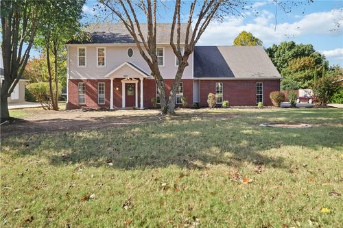 2017 N Buckley Dr, Fayetteville, AR, 72701-3054 | Card Image