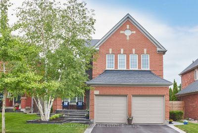 43 Medland Ave, House other with 4 bedrooms, 4 bathrooms and 4 parking in Whitby ON | Image 2