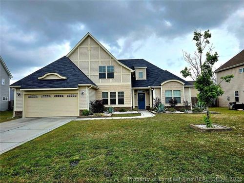 323 Nottingley Dr, Hope Mills, NC, 28348-7562 | Card Image