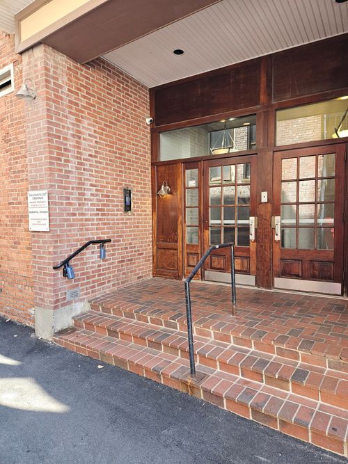 2g-83 Washington St, Norwalk, CT, 06854-3006 | Card Image