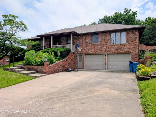 906 Bannister Drive, Jefferson City, MO, 65109 | Card Image